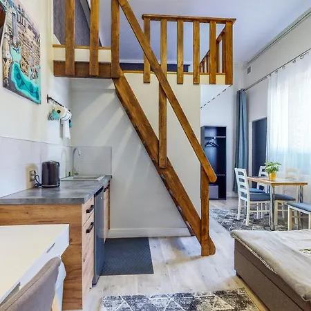 Place Aparthotel *