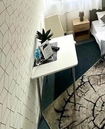 Aparthotel Place *
