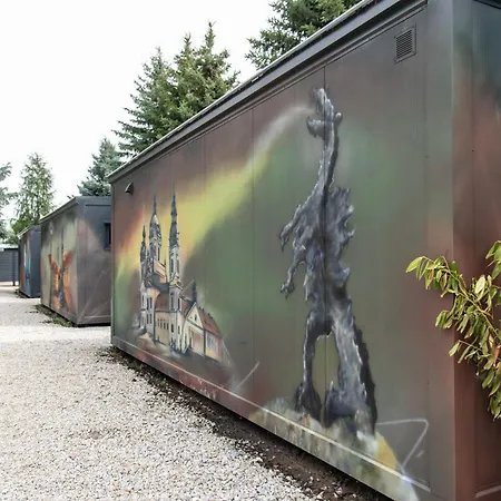 Place Hotel apartamentowy 5*