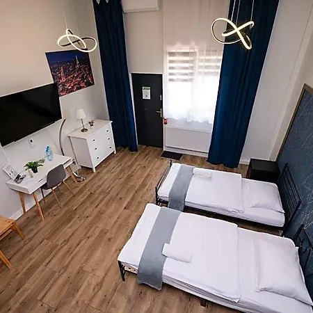 Place Aparthotel 5*