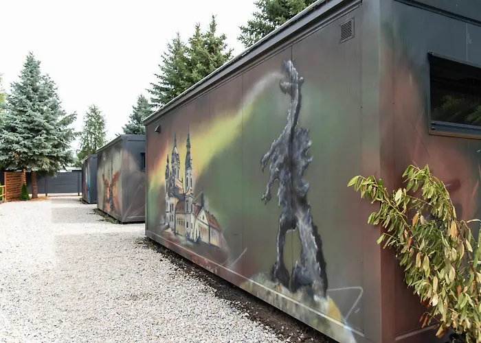 Place Hotel apartamentowy 5*